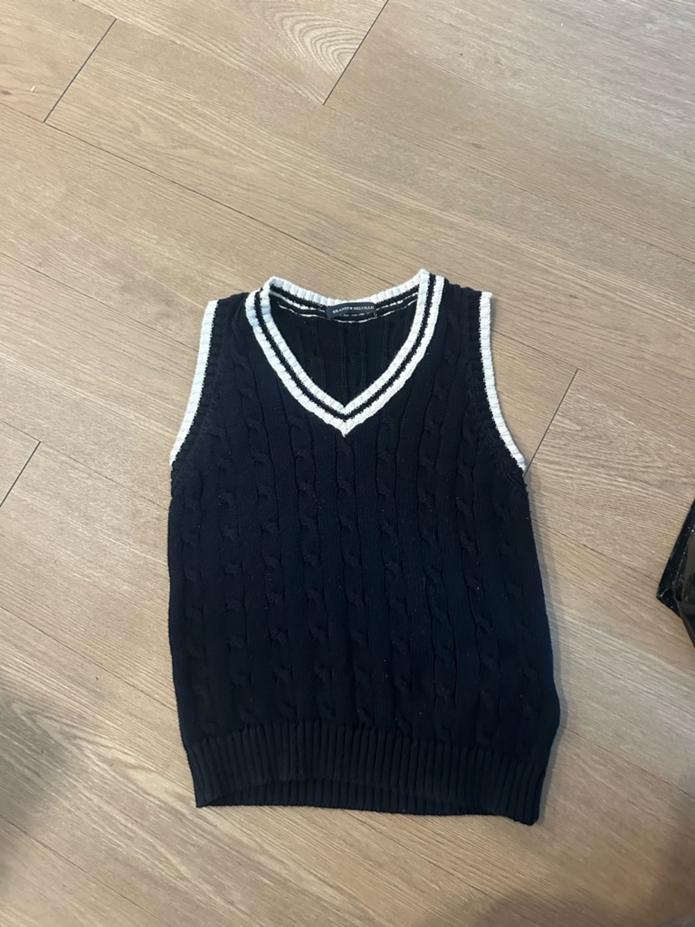 Brandy Melville Black Cable Knit V-Neck Vest with White Trim